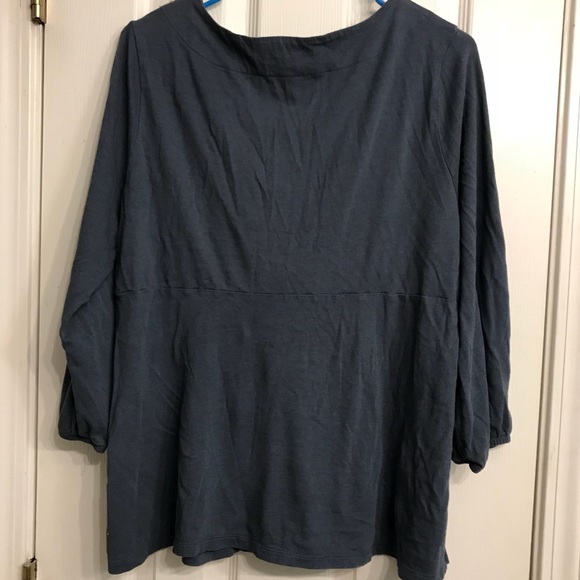 Old Navy Ruffle Detail Top - Picture 5 of 5